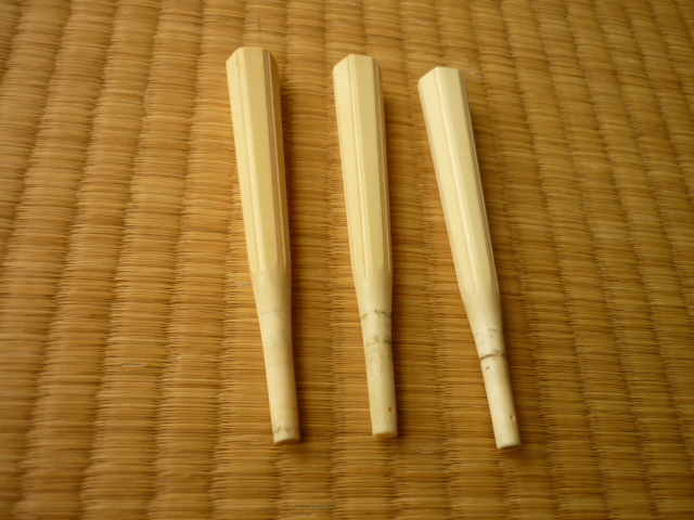 ☆貴重☆三味線 高級糸巻き 1セット 3本 線傷無し 70g 位 美