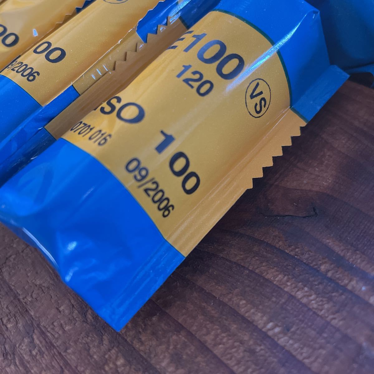 Kodak ブローニー E100VS 0 コダックE100 VS 期限切れブローニーフィルム Yahoo!オークション メルカリ - 期限切れ カラー リヴァーサル リヴァーサルカラー期限切れ120ブローニー 期限切れフィルム 9本セット