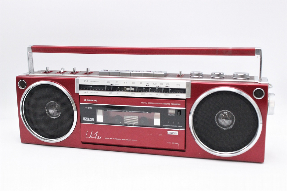 美品 SANYO （MR-U4SX）ラジカセ サンヨー 希少色【ワインレッド
