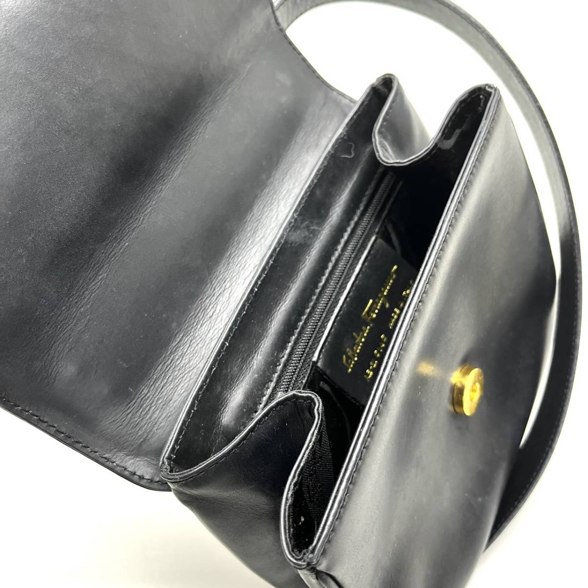 h1242 ☆中古☆ Salvatore Ferragamo フェラガモ ダブルガンチーニ 