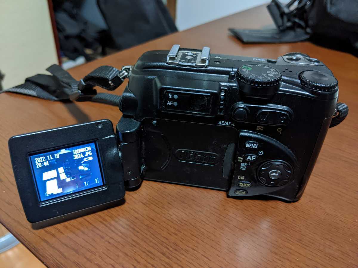 Nikon 0 Coolpix Digital COOLPIX - Camera CoolPix | : 4x MP Battery