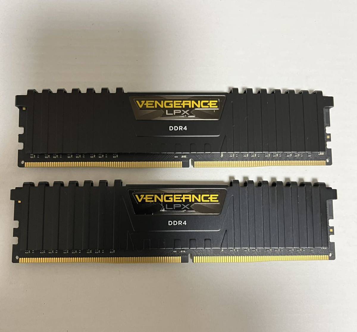 Corsair VENGEANCE DDR4メモリ32GBx3枚+ジャンク1枚