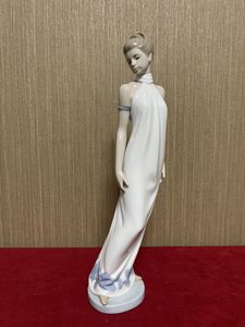 Nao lladroのYahoo!オークション(旧ヤフオク!)の相場・価格を見る