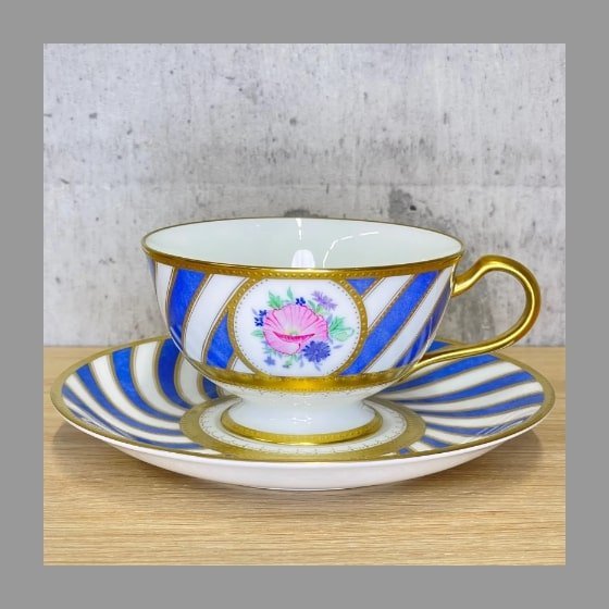 | ノリタケ食器公式オンラインショップ 花更紗 カップ&amp;ソーサー ノリタケ 純喫茶家具の村田商會 powered by BASE オレンジストライプのカップ＆ソーサー ノリタケ食器公式 ハンプシャープラチナ ノリタケ食器公式オンライン 真紅＆水銀燈 カップ＆ソーサーセット トレフォリオプラチナ