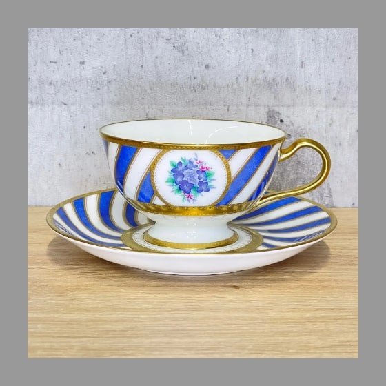 | ノリタケ食器公式オンラインショップ 花更紗 カップ&amp;ソーサー ノリタケ 純喫茶家具の村田商會 powered by BASE オレンジストライプのカップ＆ソーサー ノリタケ食器公式 ハンプシャープラチナ ノリタケ食器公式オンライン 真紅＆水銀燈 カップ＆ソーサーセット トレフォリオプラチナ