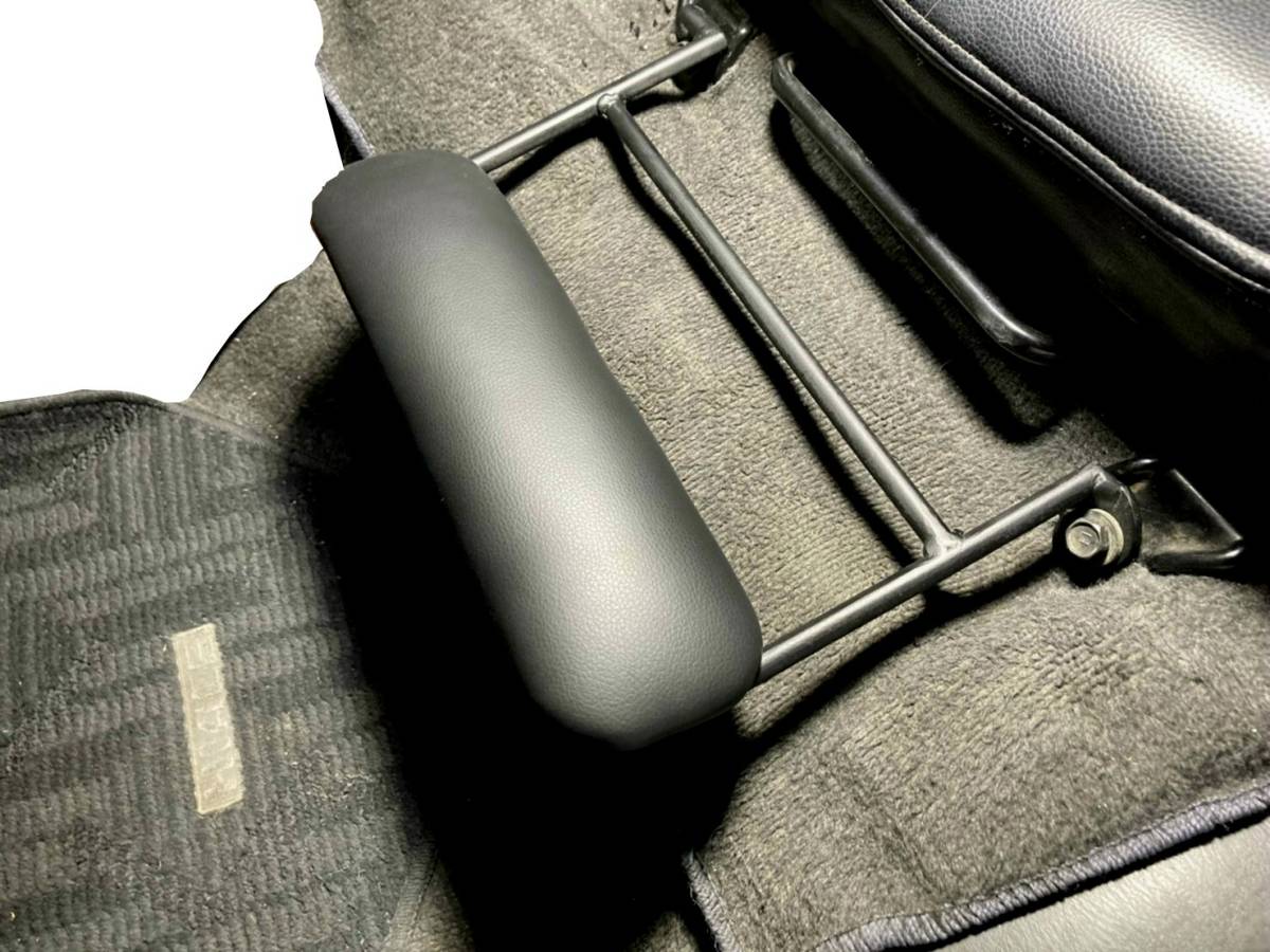 ハイエース フットレスト : 200系 助手席 内装 足置き台 レジアス