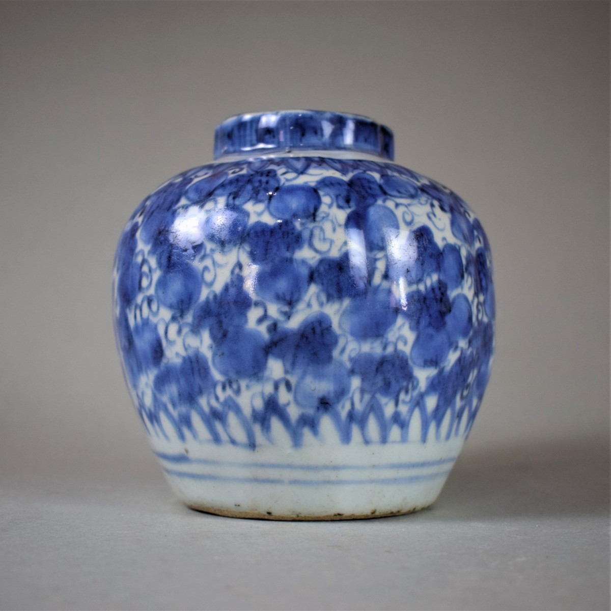 壺 中国美術 古美術 明時代染付獣紋壺古染付唐