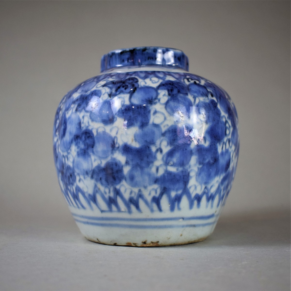 壺 中国美術 古美術 明時代染付獣紋壺古染付唐