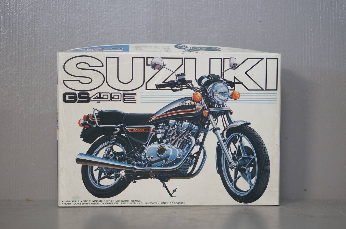 身組立 廃盤 AOSHIMA 1/12 スズキ SUZUKI GS400E プラモデル 放出品 A