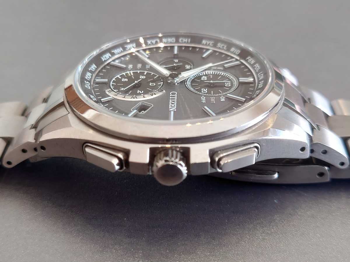 CITIZEN アテッサ 光発電エコ・ドライブ 電波時計(ワールドタイム 
