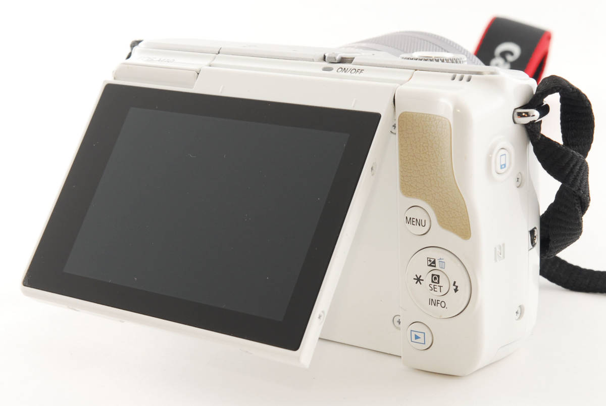 CANON EOS M10 ダブルズームキット 価格比較 - 価格.com