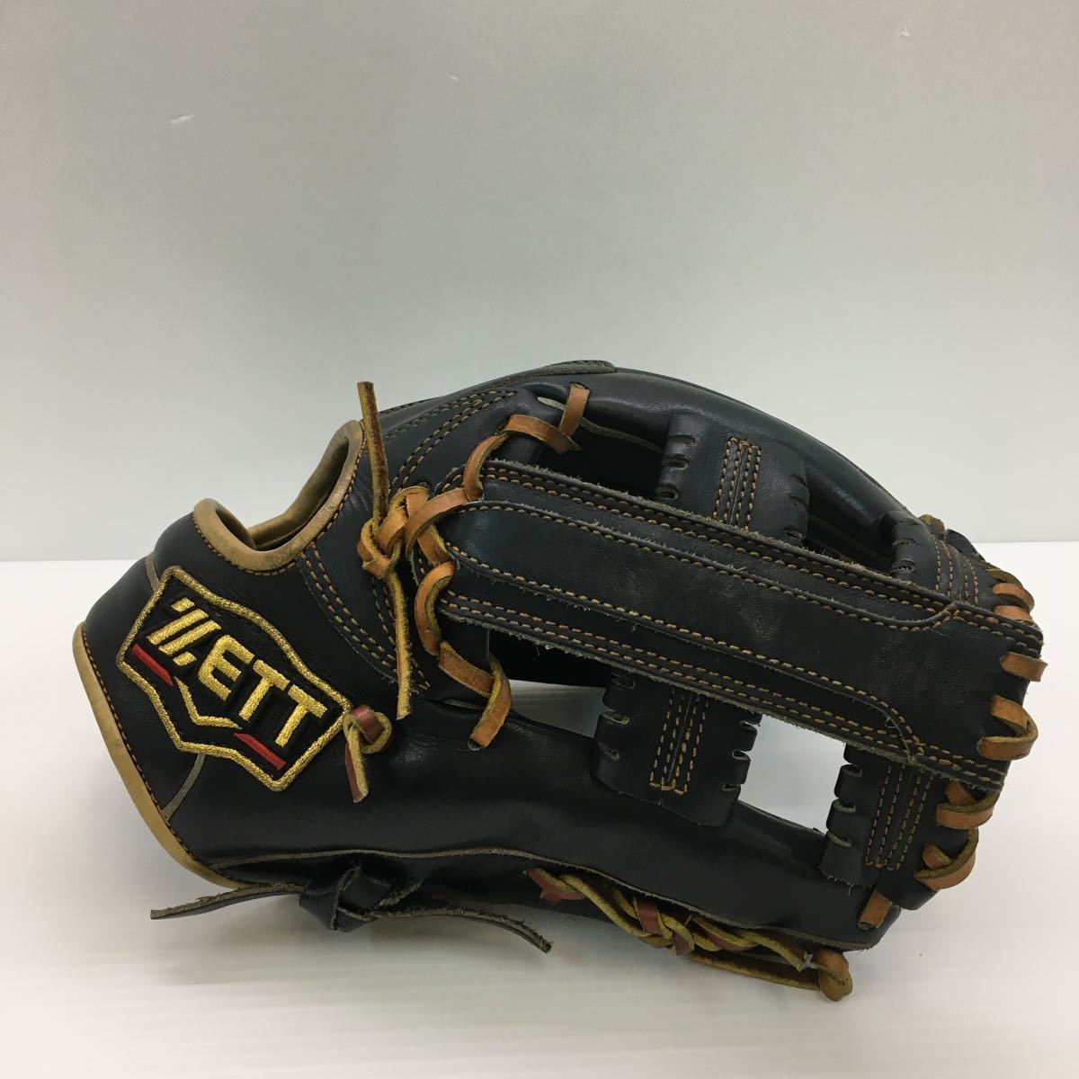 現在値下げ中‼️ZETT プロステイタス 軟式 中村奨吾モデル 内野用 グローブ 現在値下げ中‼️ZETT プロステイタス 軟式 中村奨吾モデル 内野用