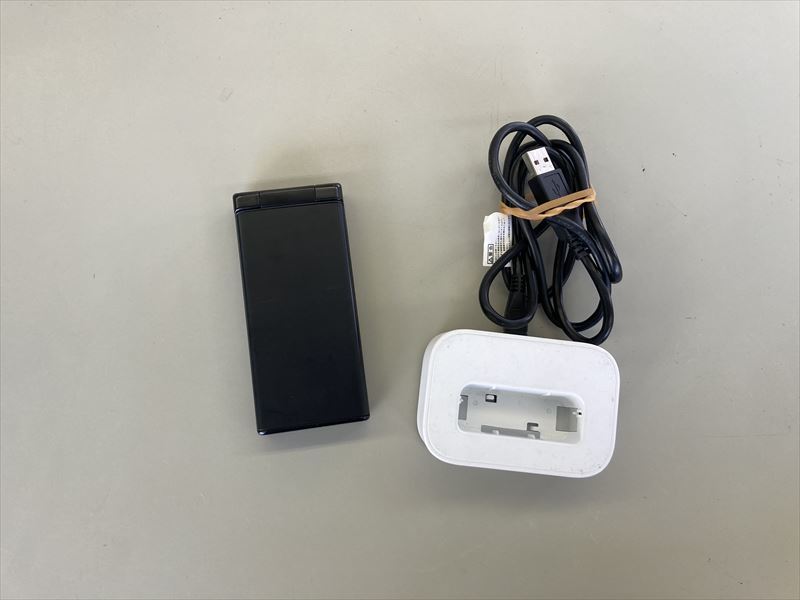 ソフトバンク　DIGNO　ガラケー　充電器付き　K2322　富山