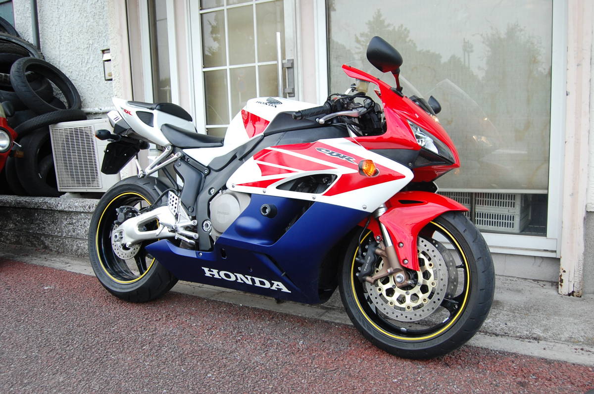 CBR1000RR HONDA SC57 前期 - 0 外装キット 2004年～2005年 ホンダ
