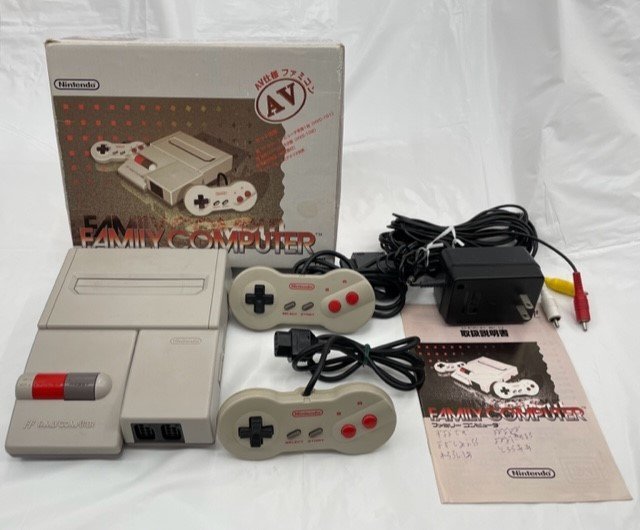 【Nintendo/任天堂】HVC-101 ファミリーコンピュータ本体 家庭用ゲーム機 レトロ/中古 動作確認済/kt1405 HVC-101 任天堂 本体 箱付き 6⁄7まで価格 動作