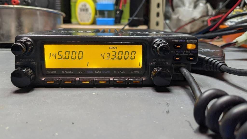 ICOM IC-2350D 144/430MHz FMモービルトランシバ－ ICOM IC-2350D 144/430MHz FMモービルトランシバ－ ICOM IC-2350D 144