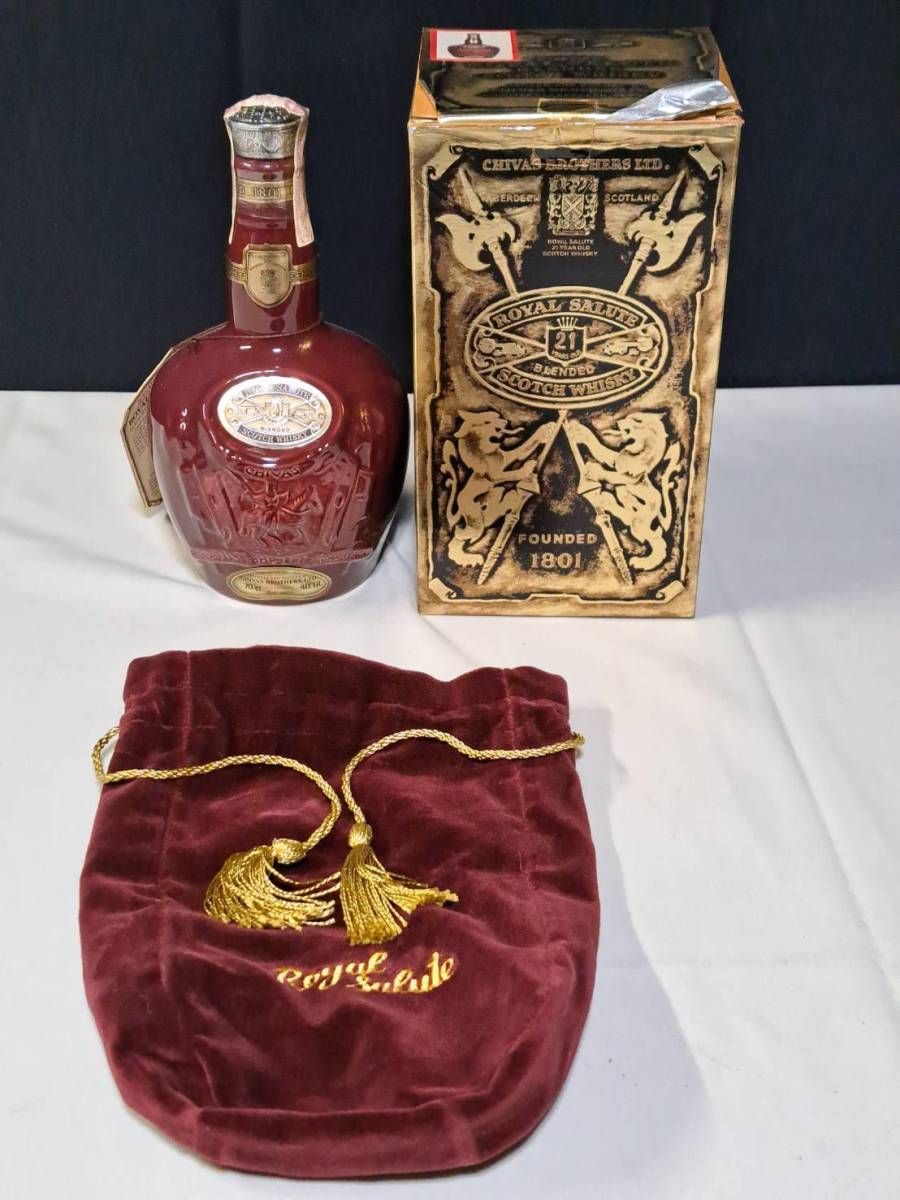丸2買取本舗 W : ROYAL SALUTE/ロイヤルサルート 21年 赤 700ml 40℃ 袋