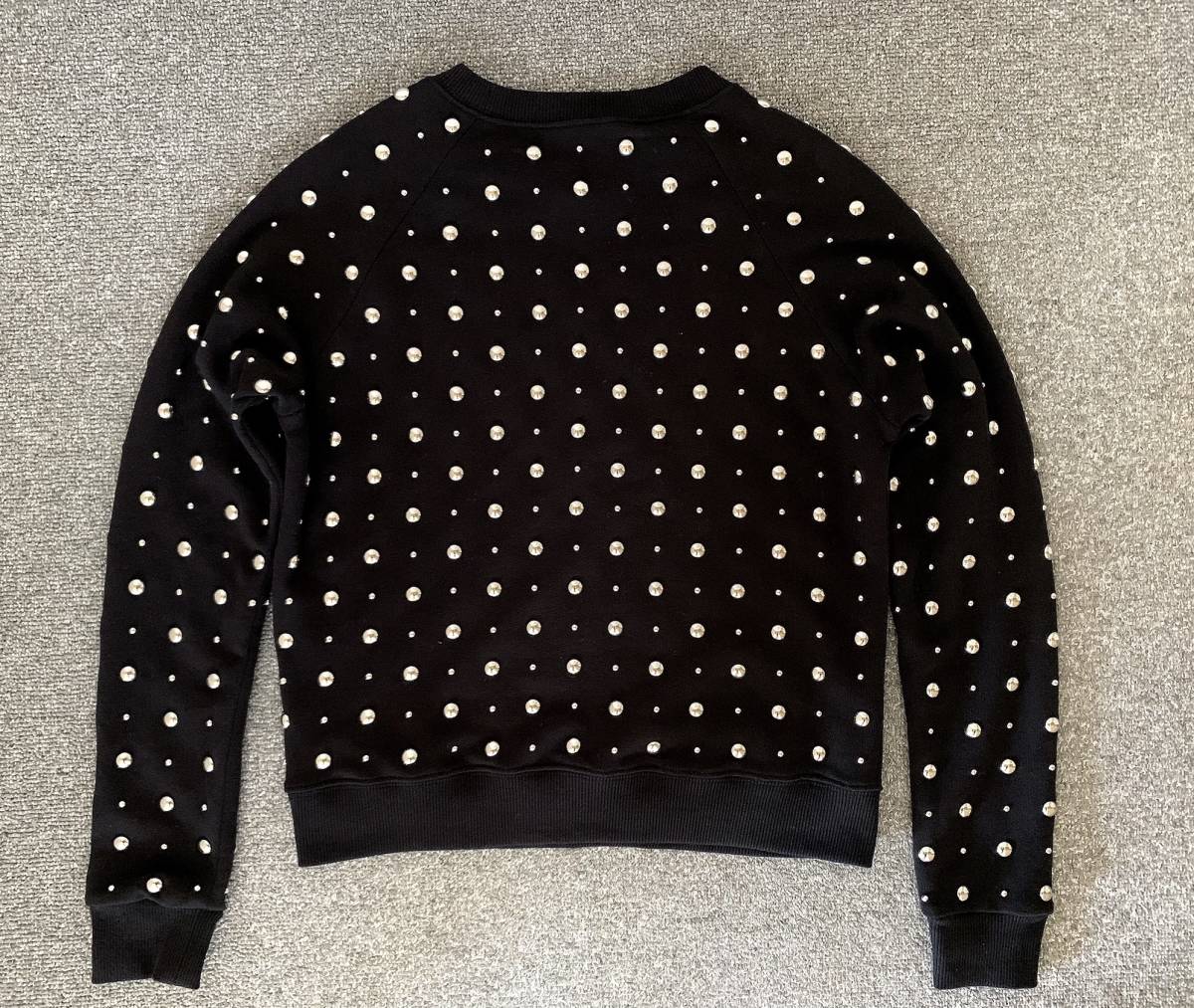 美品 Saint Laurent サンローラン リベット スウェット 黒 YSL SAINT LAURENT ネイビー リップ スーツ