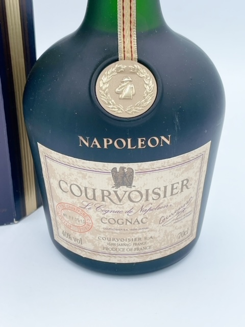 未開栓】 COURVOISIER NAPOLEON クルボアジェ ナポレオン 700ml 40