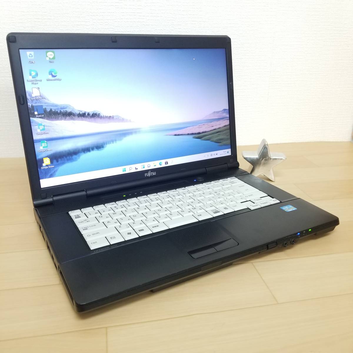 ☆美品☆高性能i3搭載/HDD500GB/メモリ4GB/Office/Win11/FMVNA6GE(D123)