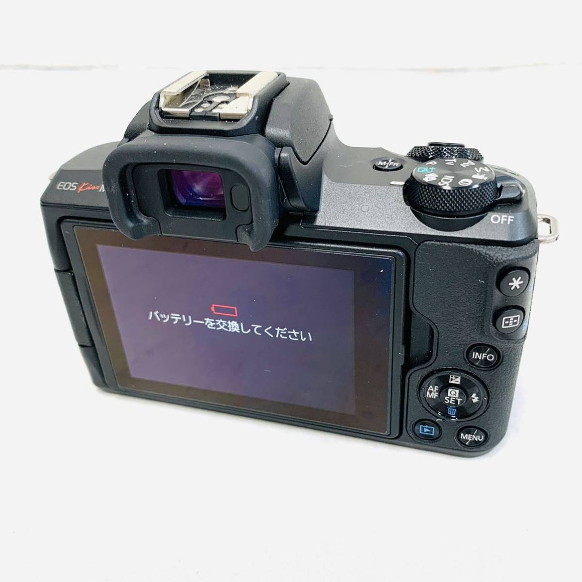 おまけ付きCanon EOS Kiss M2 ダブルズームキット ブラック