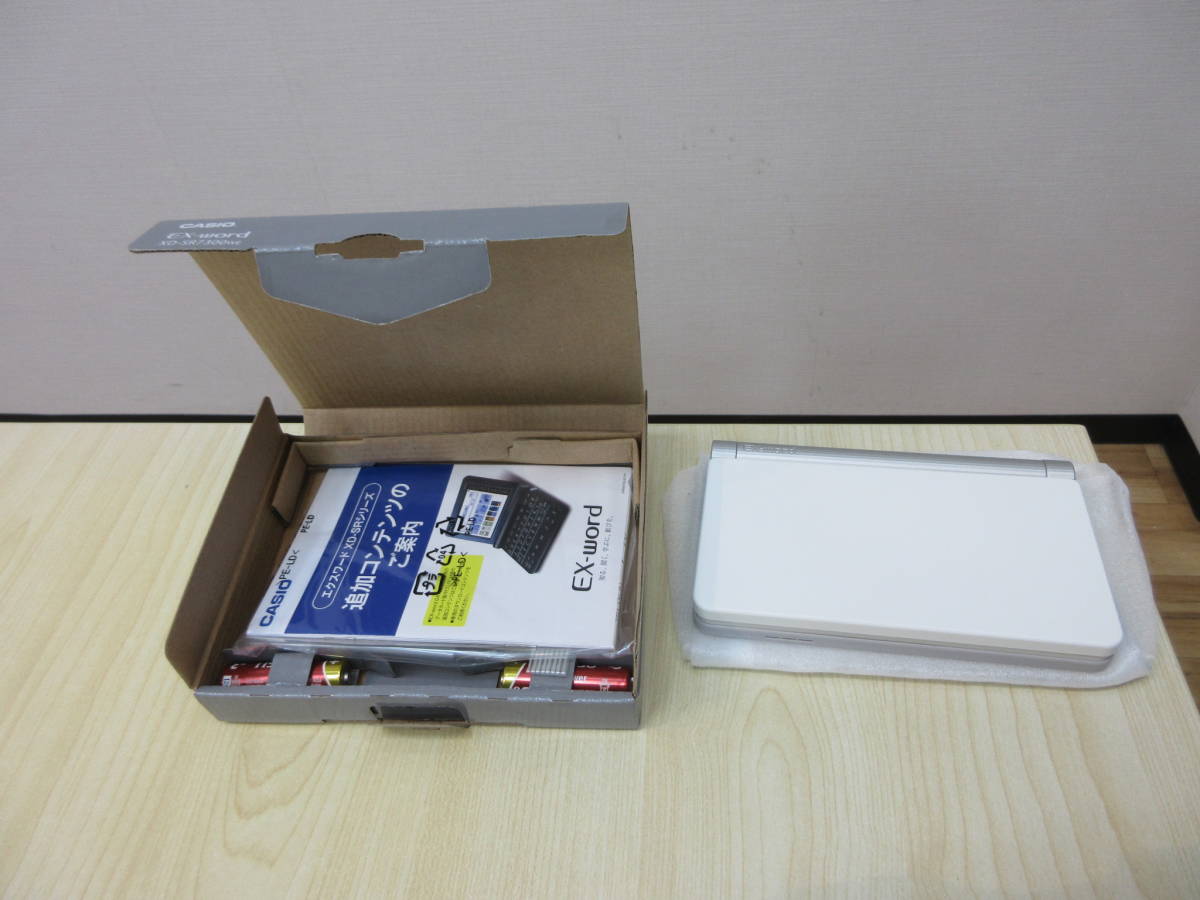 17661 新品未使用 CASIO カシオ 電子辞書 EX-word XD-SR7300WE 白色