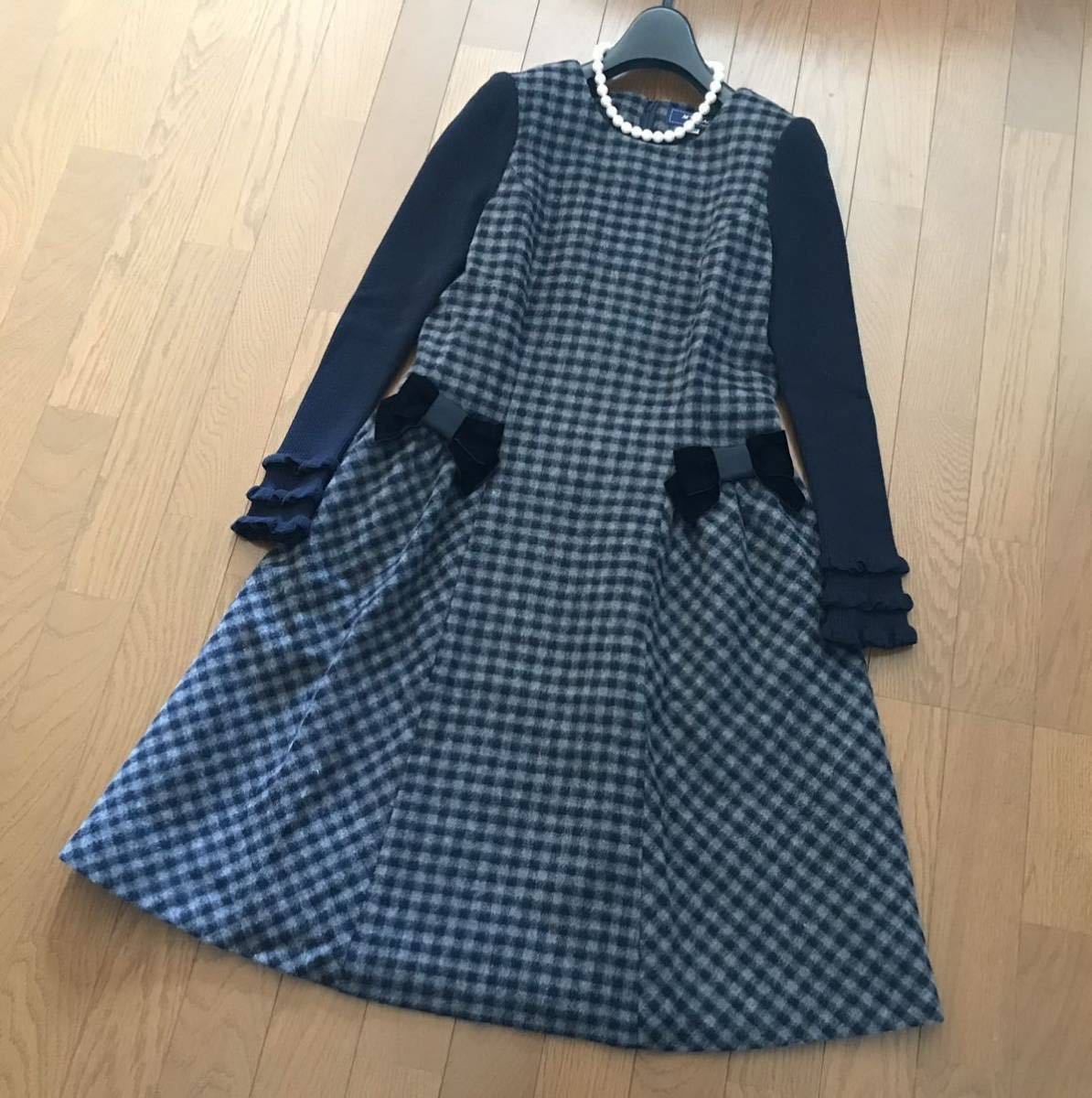  エムズグレイシー 冬モデル お袖小さなフリル&times;リブが可愛い ウエストリボン チェック柄ウールワンピース 38(エムズグレイシー)｜売買されたオークション情報、yahooの商品情報をアーカ エムズグレイシー