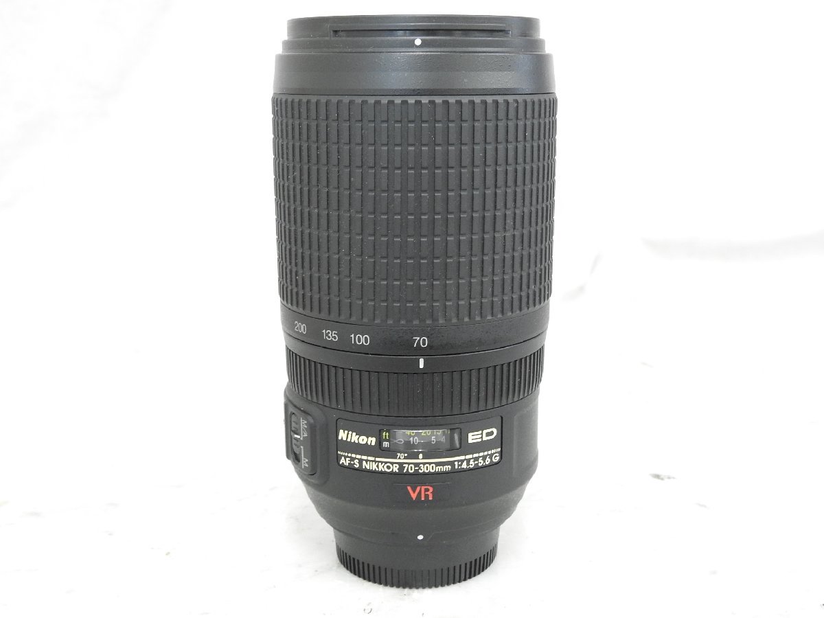 70-300mm Nikon VR Nikkor Zoom ED AF-S AF : f⁄4.5-5.6G Lens