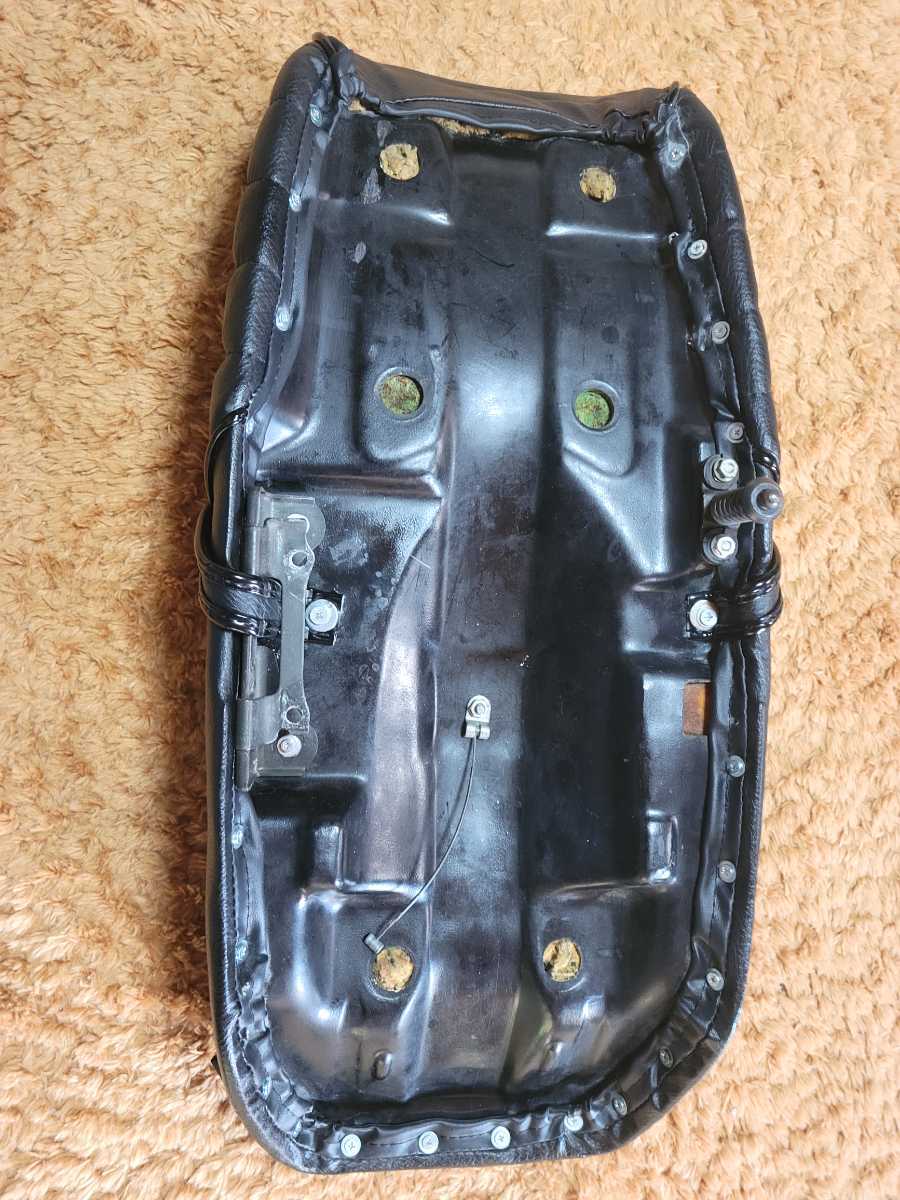 CBX400F 川口シート カワグチ タックロールシート(社外品)｜売買された