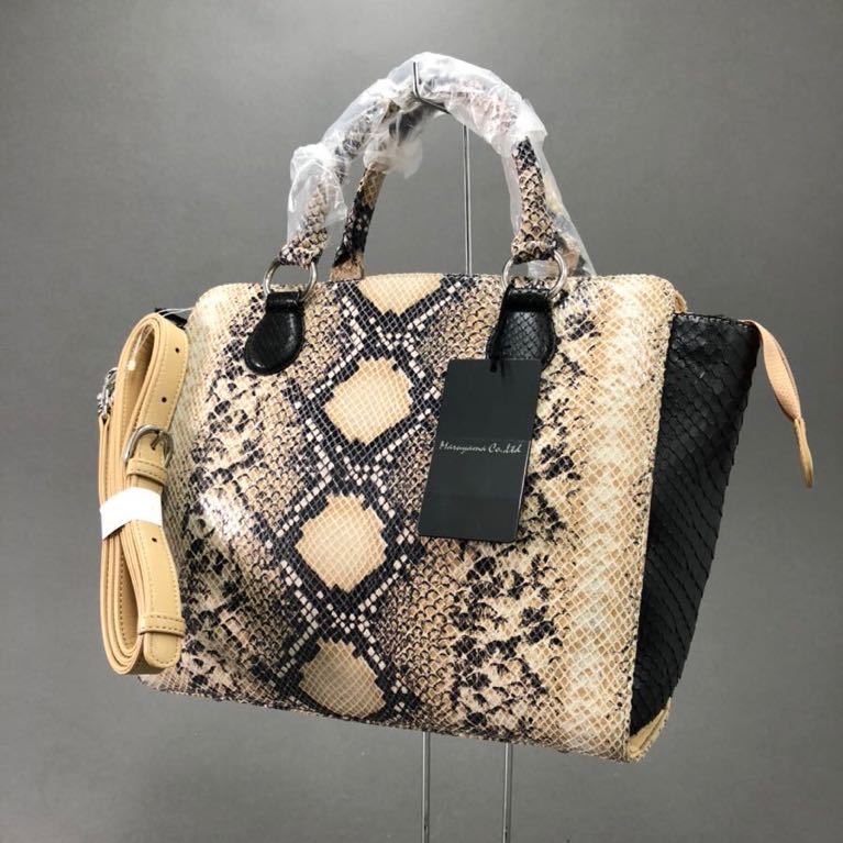 Hl13《新品保管品》パイソンレザー ハンドバッグ ショルダーバッグ 2way ベージュ×ブラック ジップ開閉 レディース 女性用 STYLE DELIフリルラインカットソートップス／ライトグレー・Fサイズ clear マダムグレ ハンドバッグ エレファント