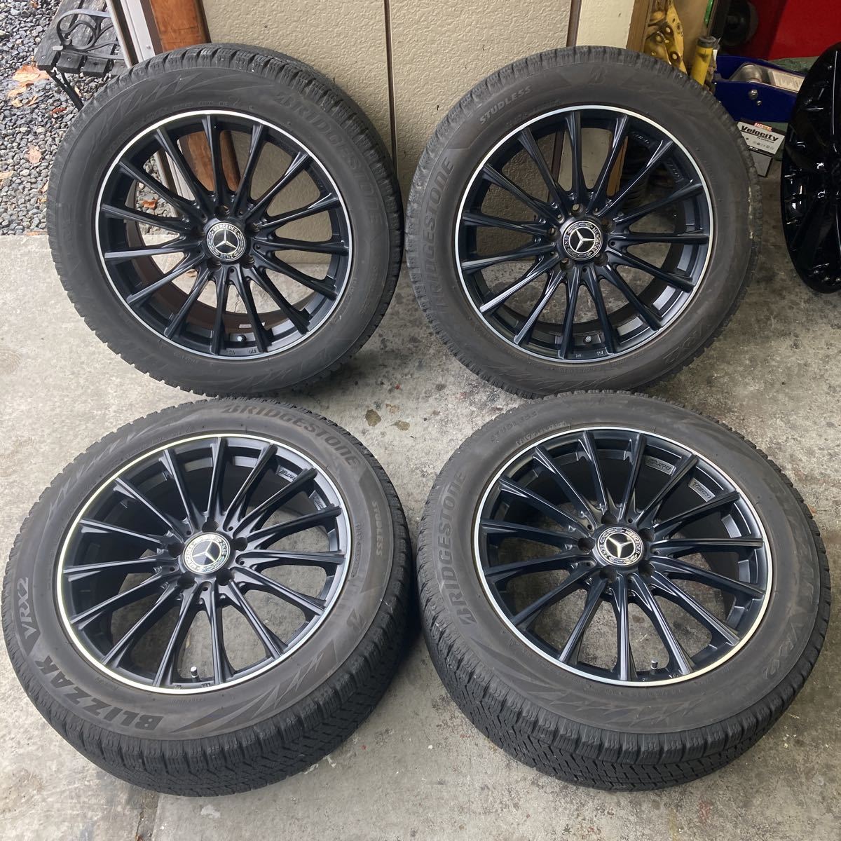 人気SALE，お得 245/50R18 ブリヂストン VRX2 2017年製 ベンツ センターキャップ付 ユーロテック 18&times;8j+38 PCD112/5H 4本 検: Sクラス スタッドレスタイヤ(スタッドレスタイヤ)｜売買されたオークション情報、yahoo 5穴