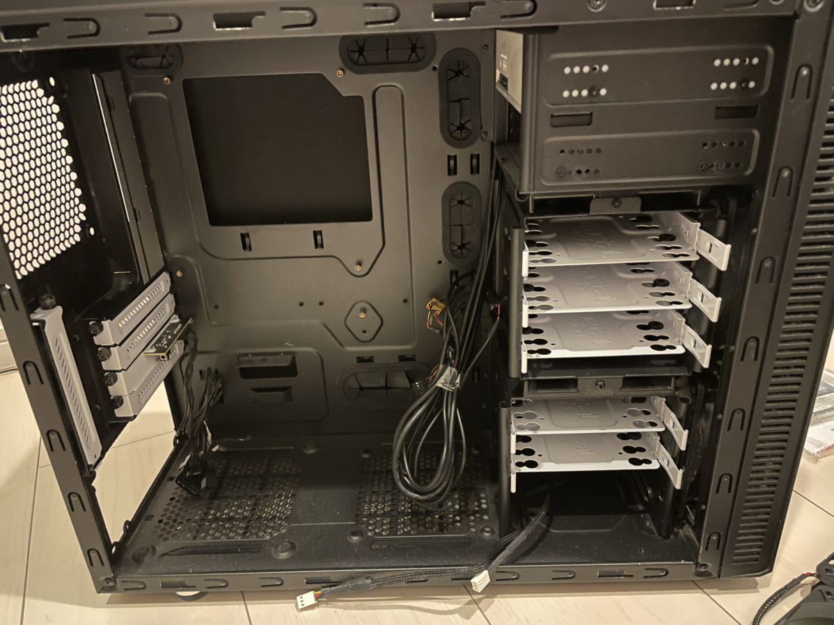 おまけ多数 Fractal Design Define Mini Micro ATX PCケース パソコン 