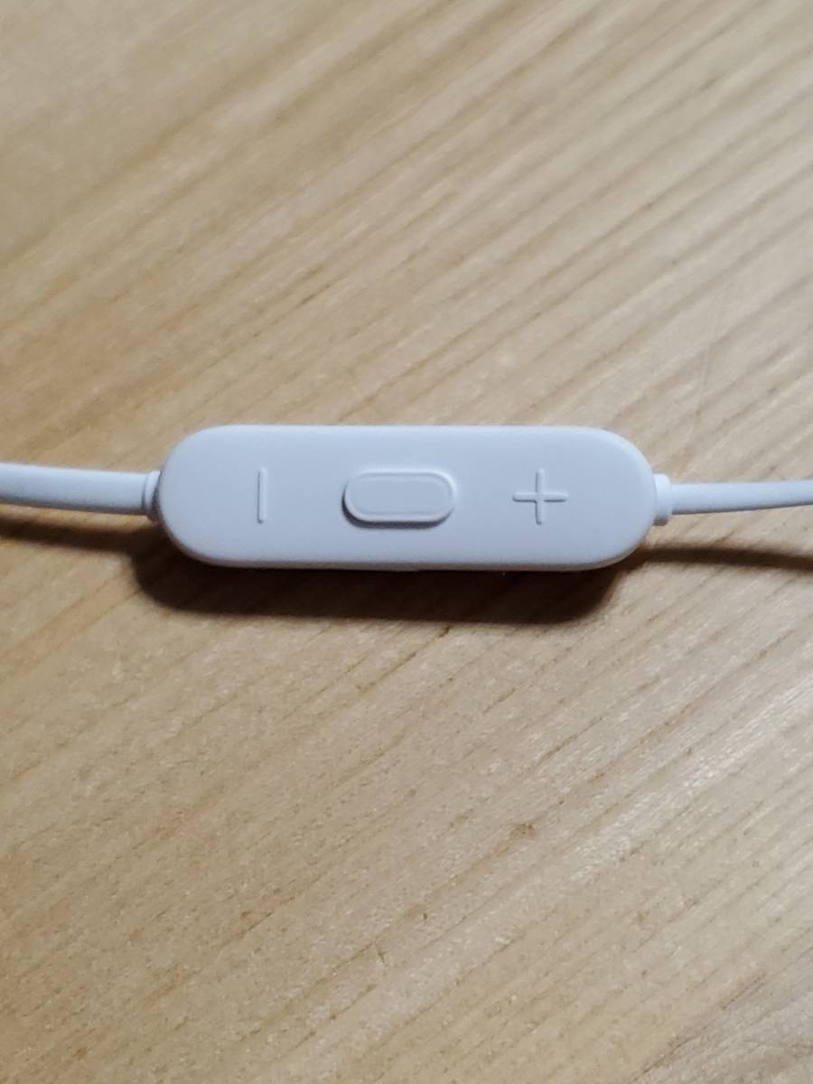 JBL TUNE215BT Bluetoothイヤホン_5