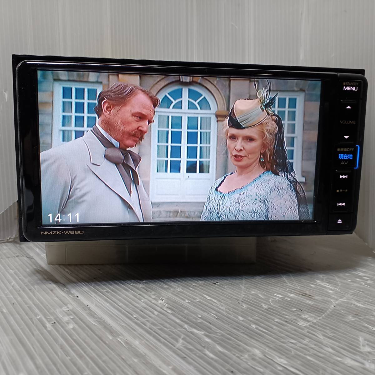 ダイハツ 純正 ナビ NMZK-W68D CD DVD TV テレビ 地デジ SD USB