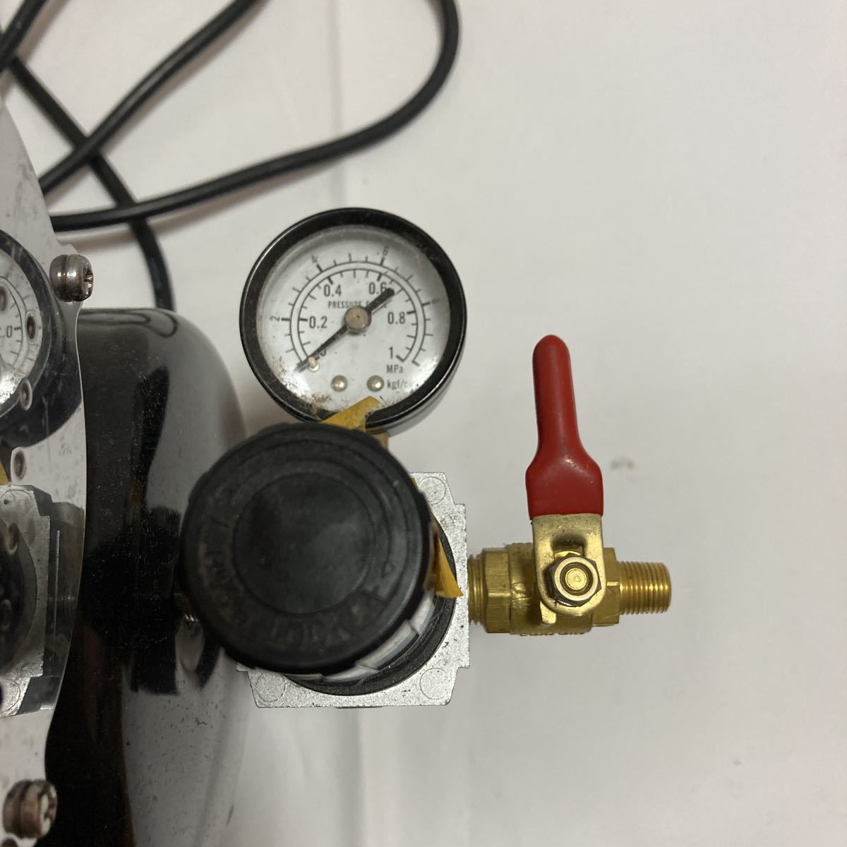 apc-002 エアーコンプレッサー エアテックス 小型 静音 ジャンク