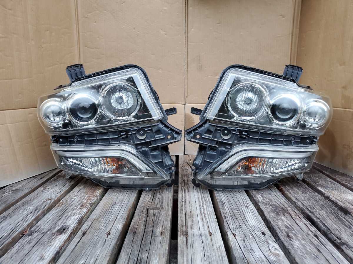 JF1/JF2 N-BOX カスタム 純正 HID 左右 ヘッドライト koito100-62038 
