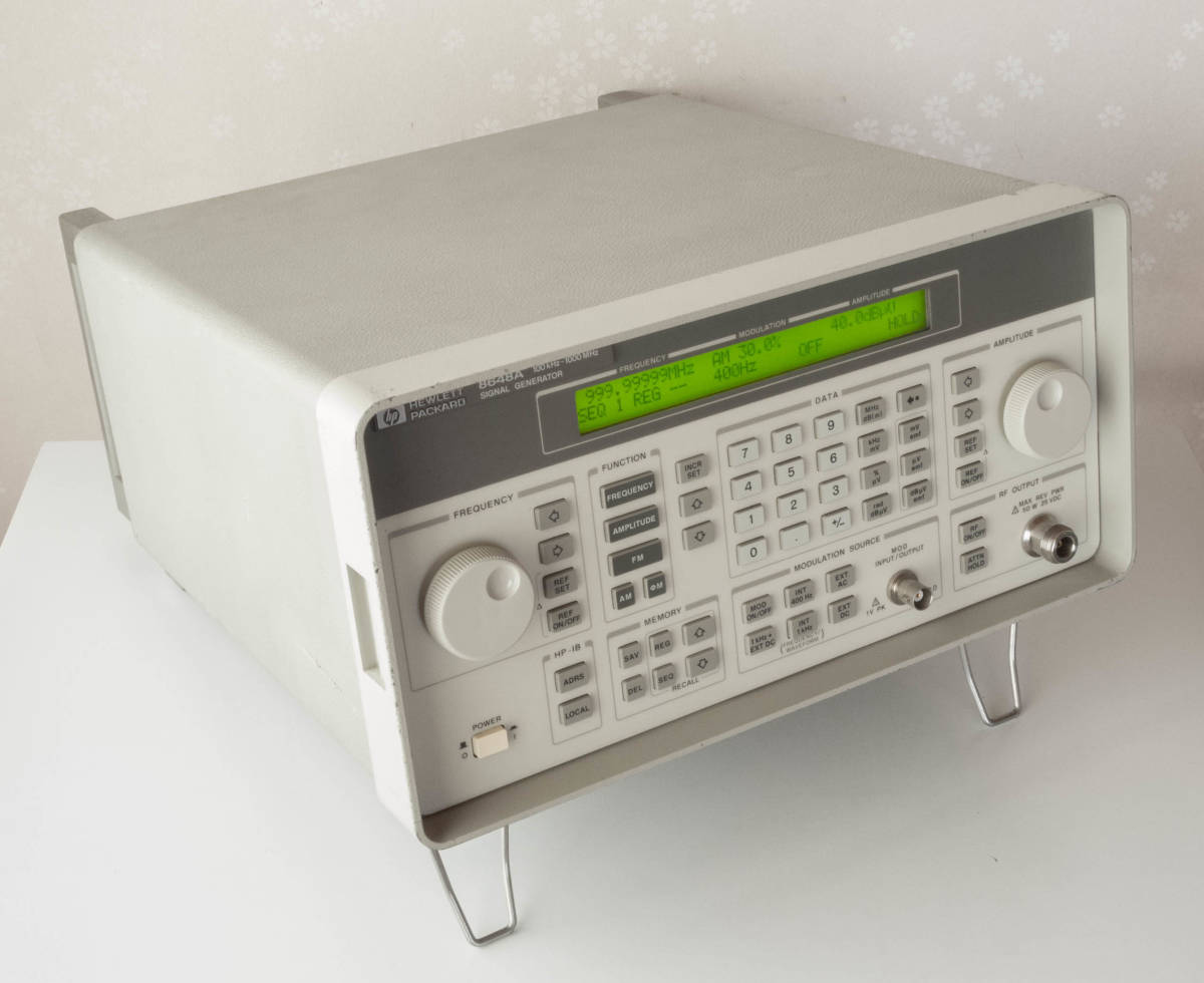 ★ HP SIGNAL GENERATOR 8648A 100kHz-1000MHz ★