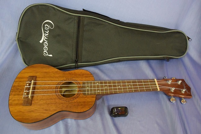 camwood　21インチ コンサートウクレレ / スマイルサンタ　塩尻北インター店