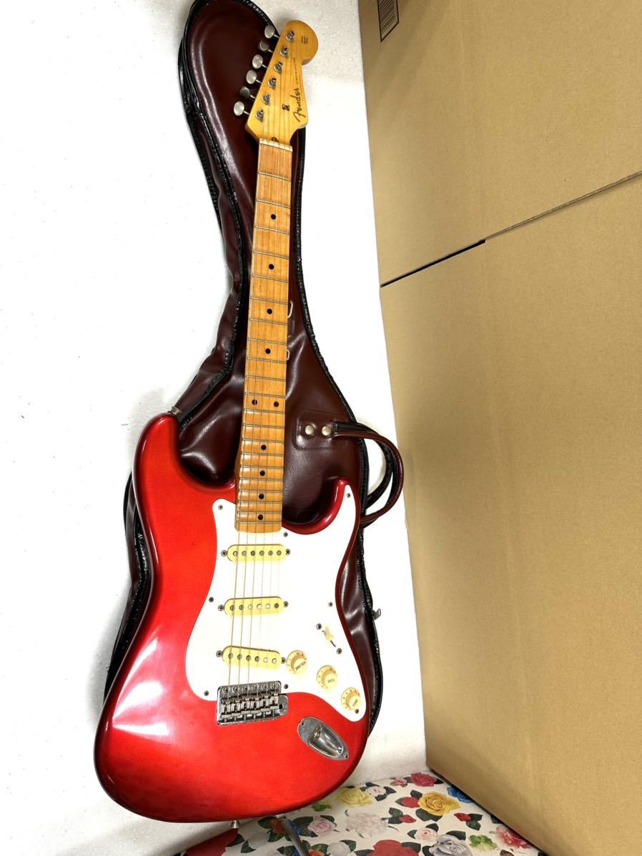 超美品　Fender Stratocaster　すべて整備済み　すぐ使える　 エレキギター 　1988-1989　裏カバーなし