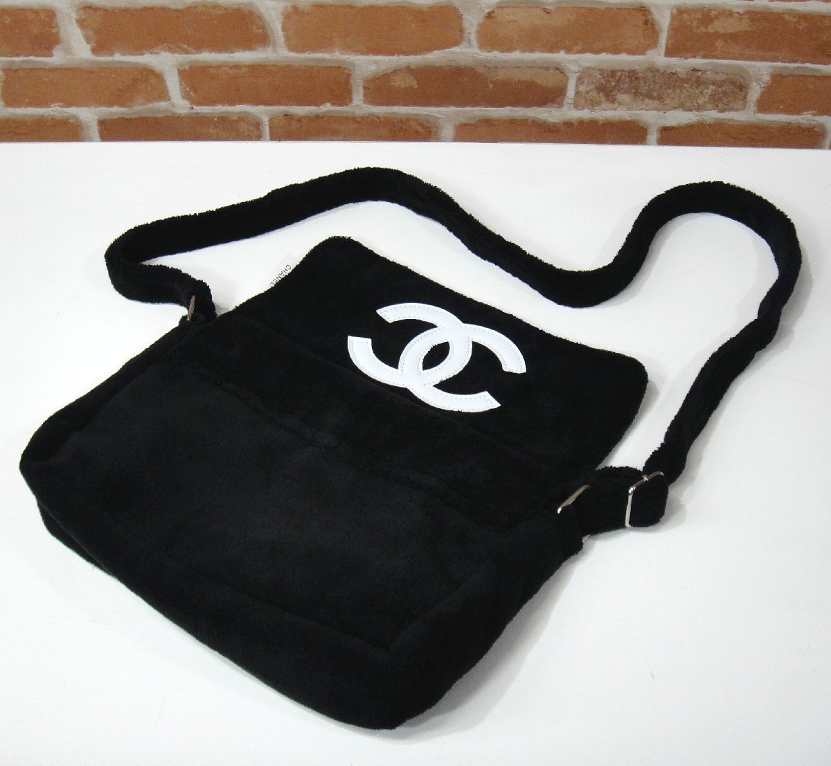 C401 【 1円～ 本物保証 】シャネル CHANEL ノベルティ ショルダー