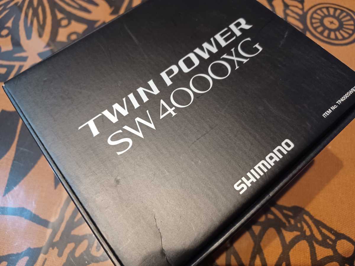 シマノ ツインパワーSW 4000xg 中古美品 シマノ 4000XG ツインパワー