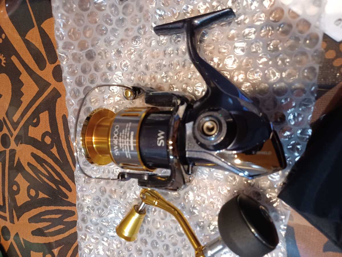 シマノ ツインパワーSW 4000xg 中古美品 シマノ 4000XG ツインパワー