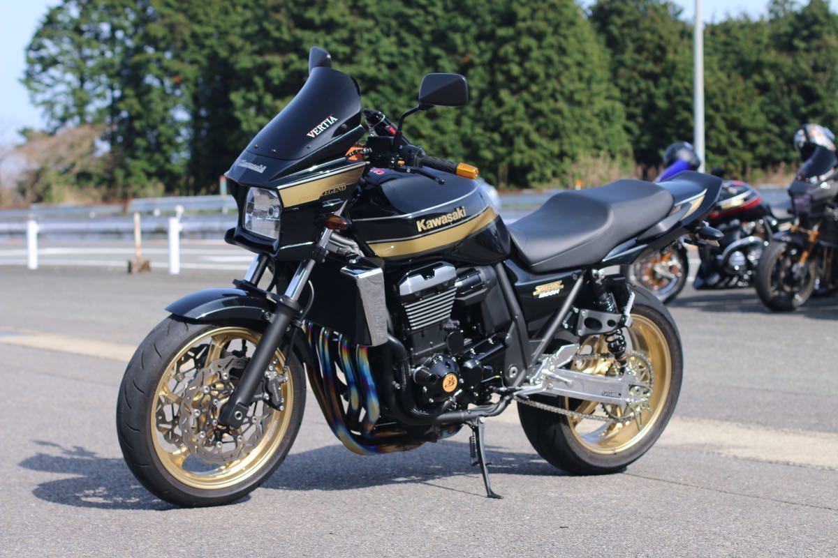 VERTIA ZRX1200 ダエグ DAEG FRP製 リアワイドテールカウル(リア