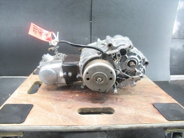 同梱不可】 H3R4-1221 ホンダ プレスカブ C50 実動 エンジン ASSY 機関 