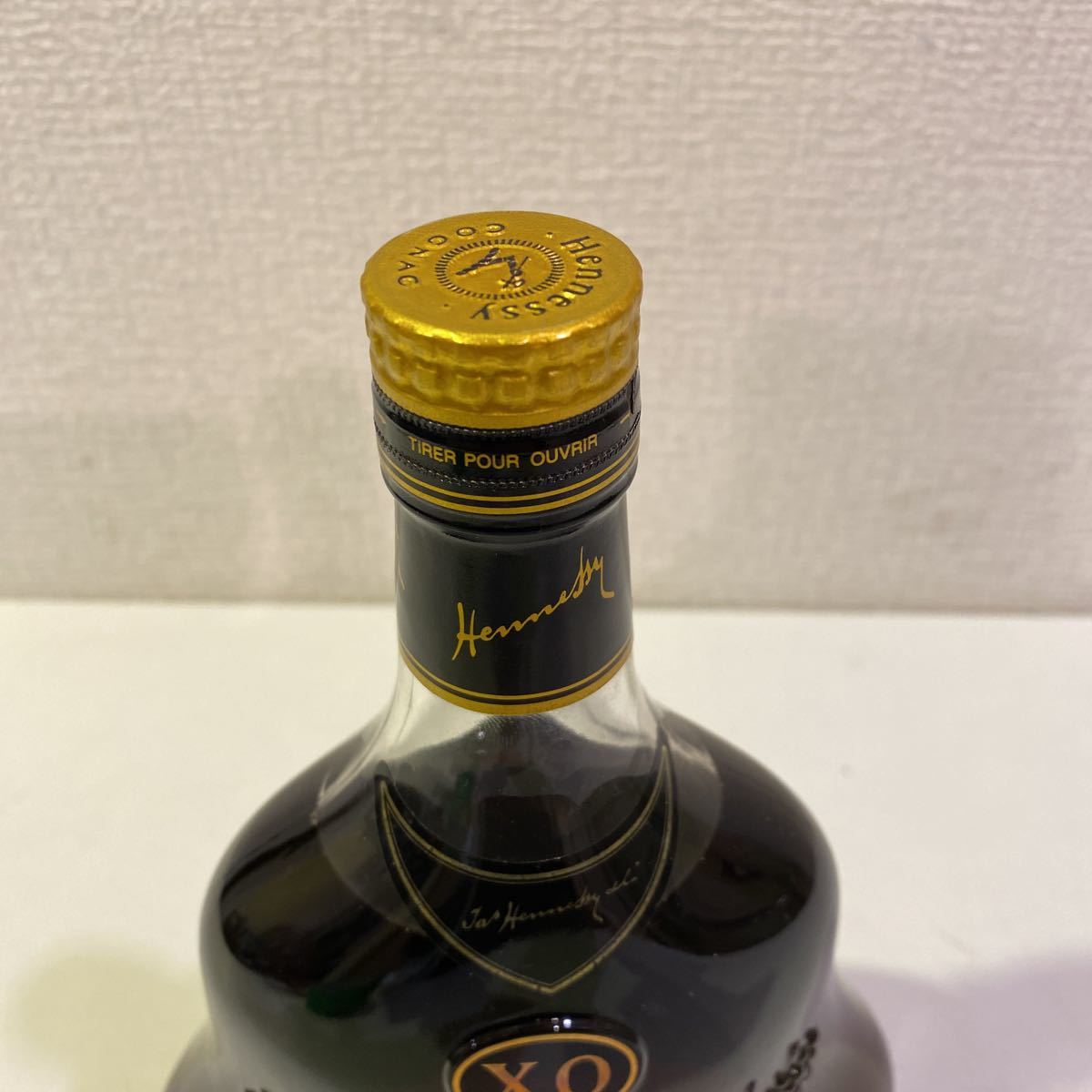 ヘネシー XO クリアボトル ゴールドキャップ 40％ 700ml 古酒 未開栓 お得，格安 【新品未開栓】ヘネシー XO 金キャップ クリアボトル 700ml