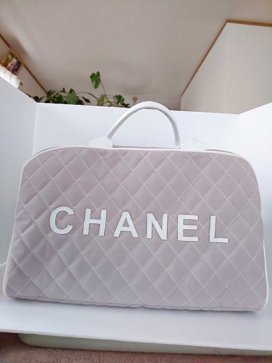 シャネルノベルティーバックグレージュ ショルダー付き CHANEL