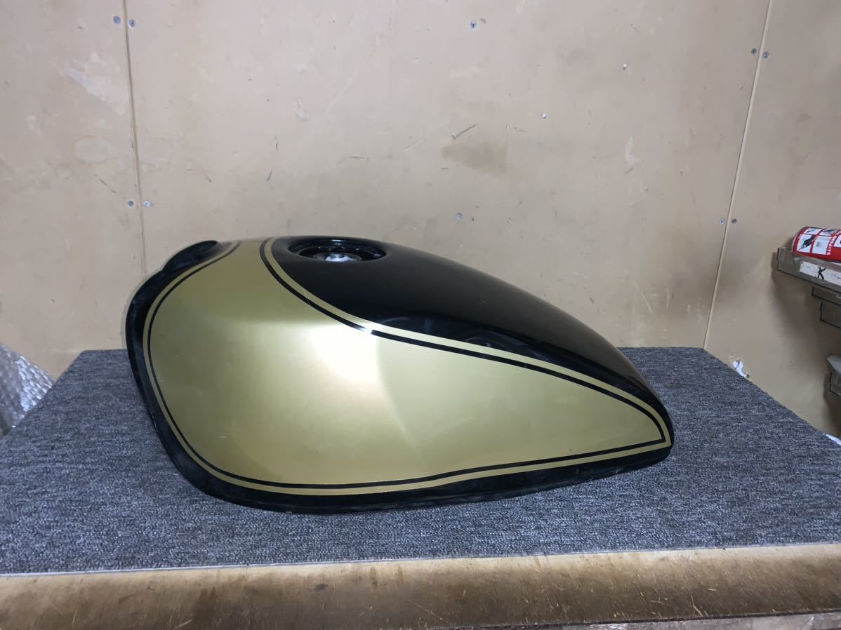 azкト562 ゼファー400カイ ZR400C ガソリンタンク 燃料タンク 中錆無