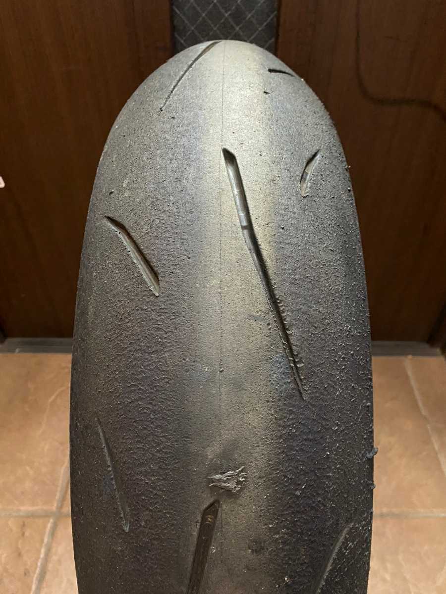 中古MCタイヤ　DUNLOP SPORTMAX α-13SP 150/60R17 ダンロップ スポーツマックス 150 60 17 0816 M2198