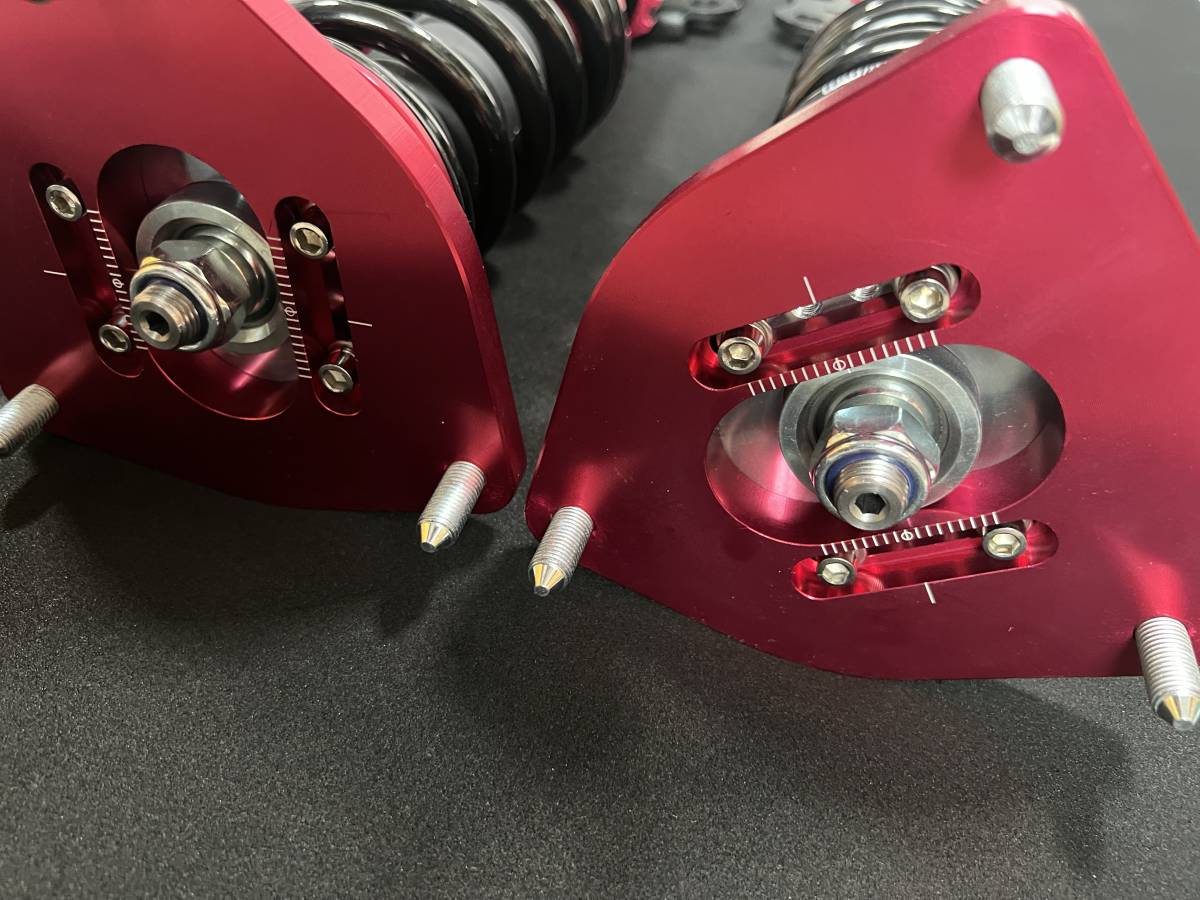 ☆新品☆送料無料 トヨタ 50 プリウス フロントのみ左右セット 減衰力36段