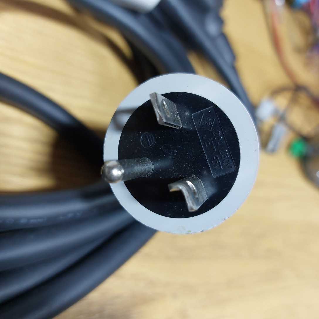 充電ケーブル 日産 リーフ Nissan : 充電ケーブル（コントロール